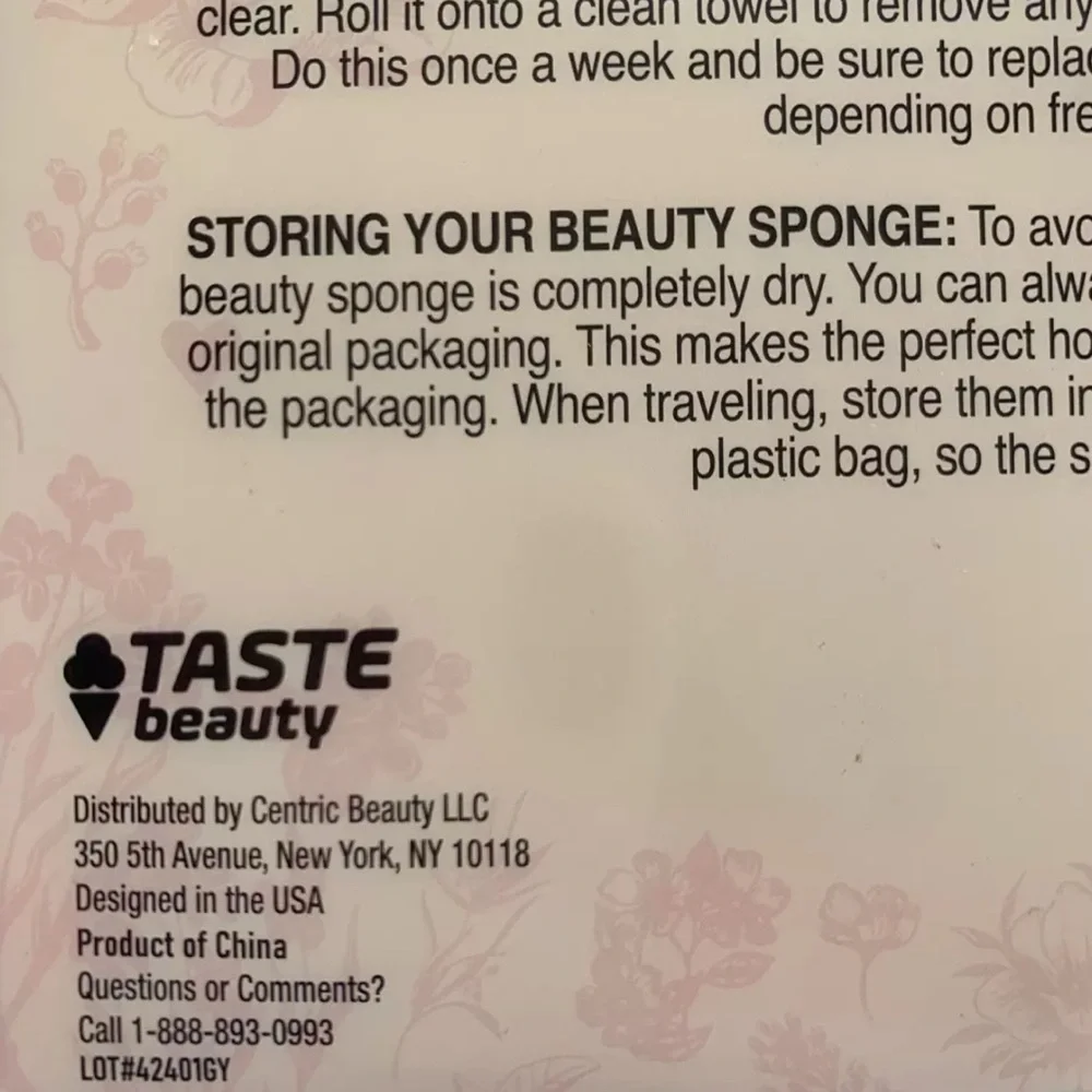 Bridgerton Heart-Shaped Makeup Sponges